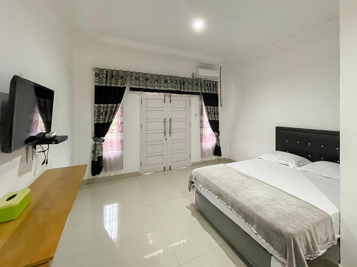 Hotel Lucky 21 Syariah Mitra Reddoorz Lubuklinggau المظهر الخارجي الصورة